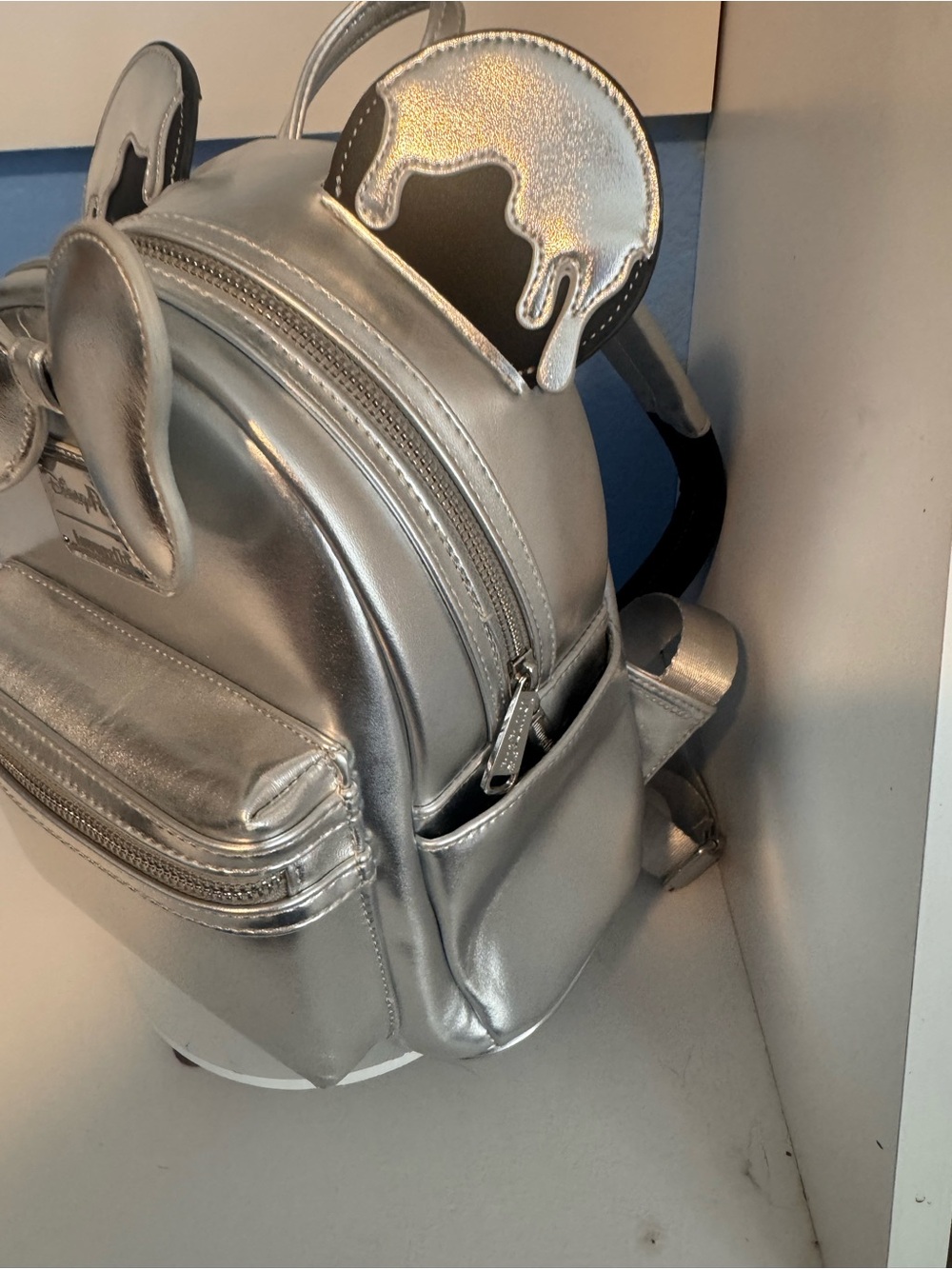 Loungefly Metallic Silver Minnie Ear Mini Backpack 100 years of Disney edition - Picture 6 of 11